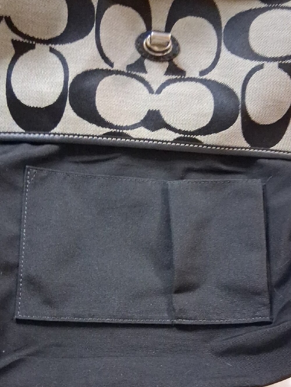 Coach Y2K Signature C Turnlock Flap Shoulder Bag Black & Gray #15171 EUC - Picture 11 of 11